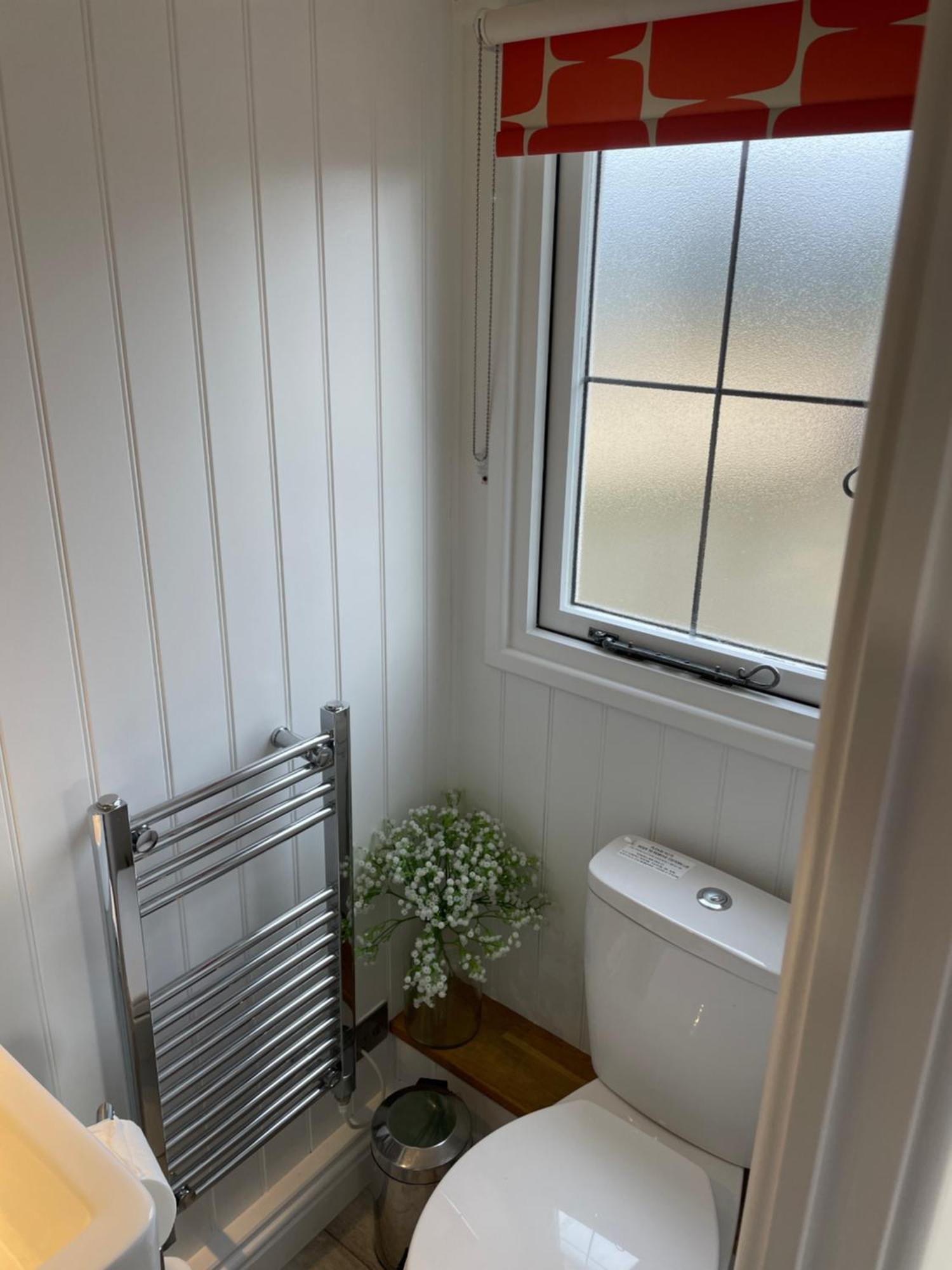 The Shepherd'S Hut Mixbury Экстерьер фото